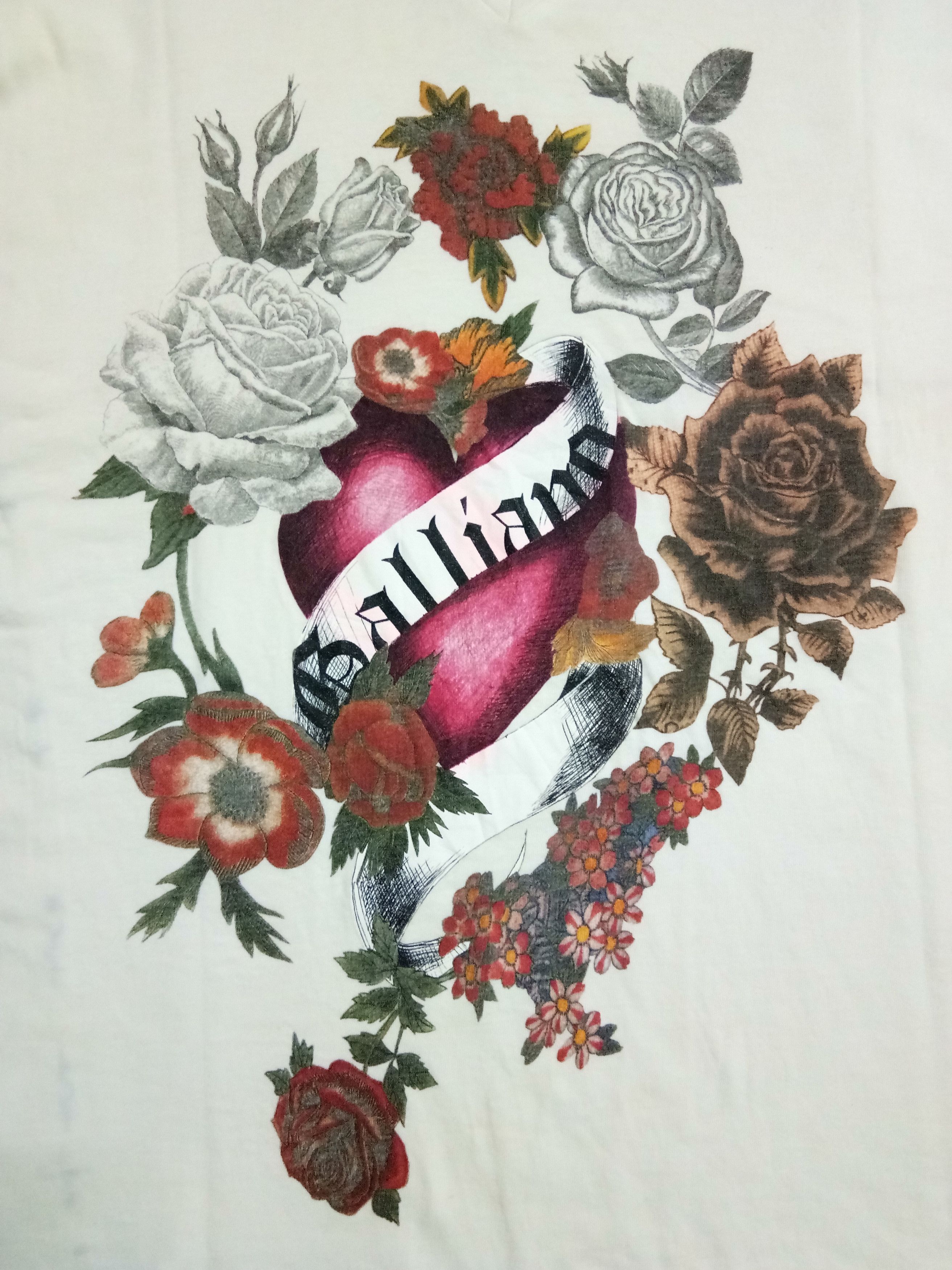 John Galliano Archive John Galliano multi print v neck t shirt Italy Size L / US 10 / IT 46 - 7 Thumbnail