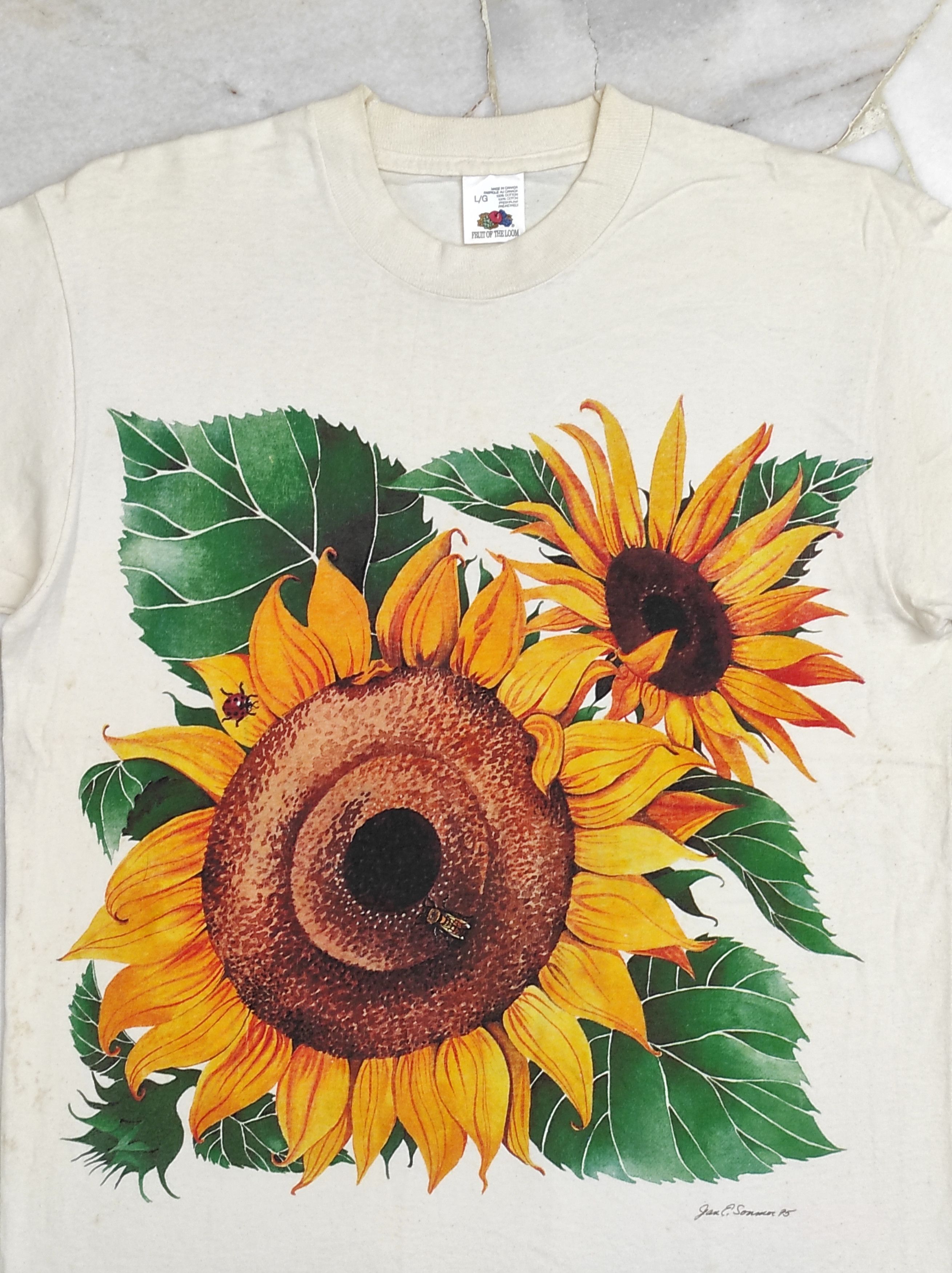 Other Vintage 90's Sunflower Bees and ladybugs artist tee Size US L / EU 52-54 / 3 - 5 Thumbnail