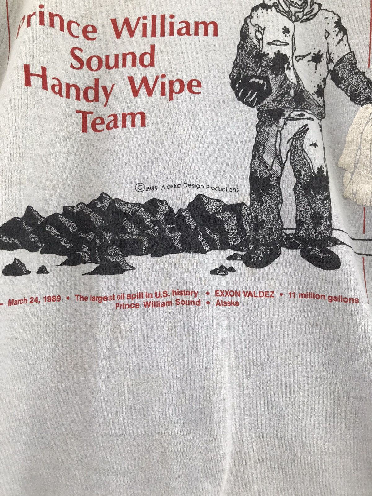 Other Vtg history of oil spill at EXXON VALDEZ 1989 Size US M / EU 48-50 / 2 - 7 Thumbnail