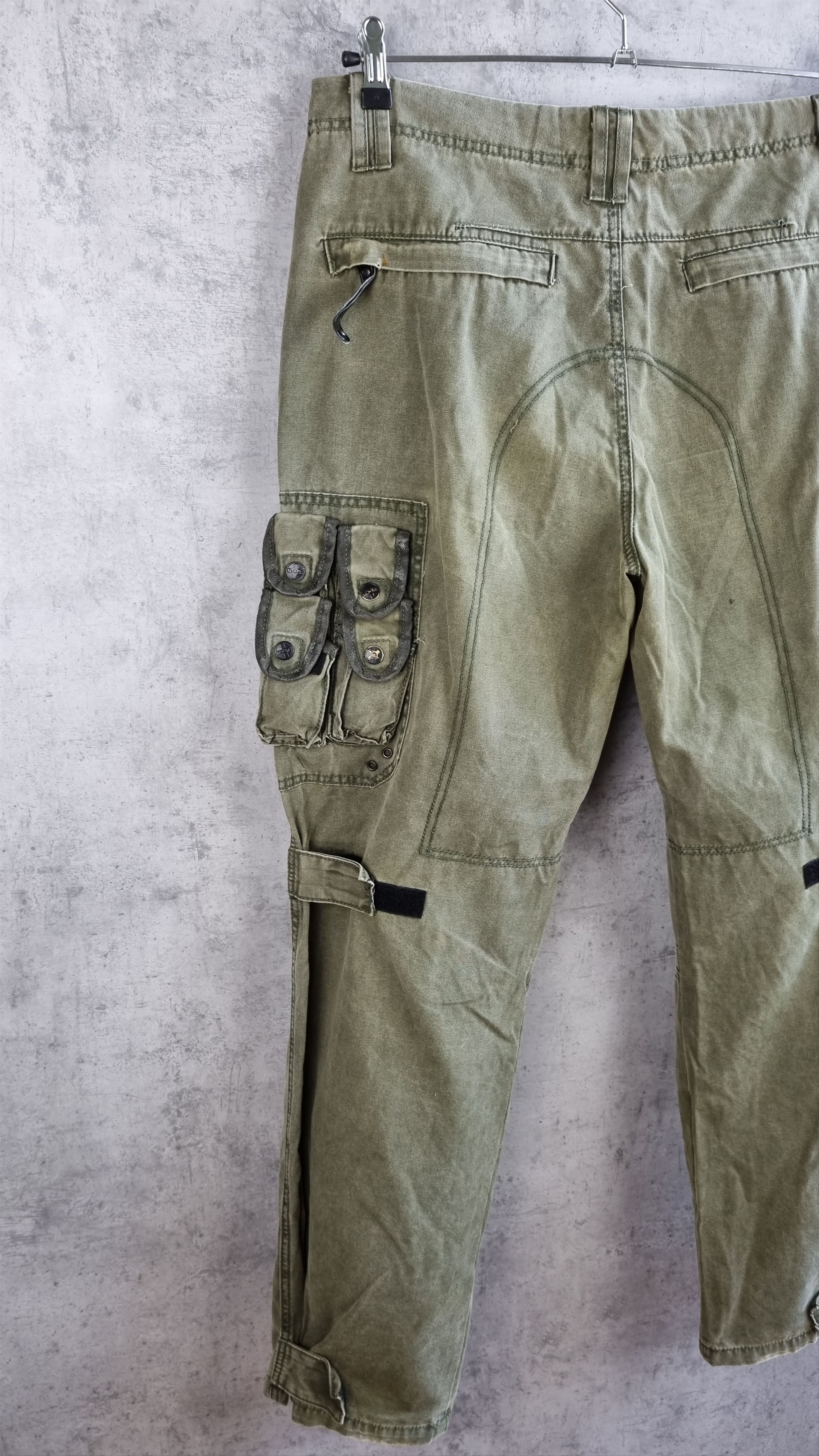 Japanese Brand × Vintage Unique Iconic TOUGH jeans Parachute multi pocket cargo pants Size US 32 / EU 48 - 7 Thumbnail