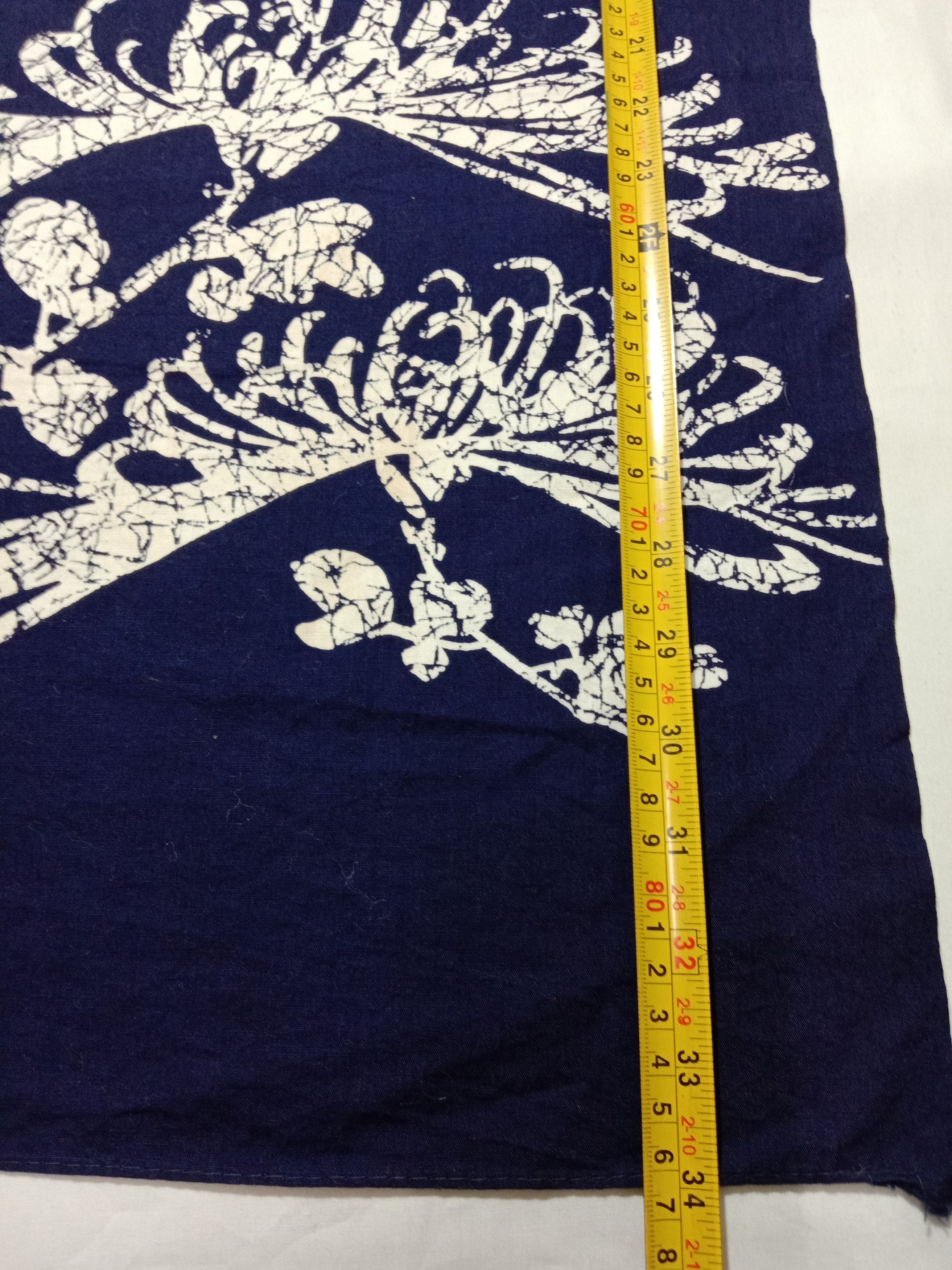 Japanese Brand Handkerchief Dark Blue Color Nice Art Design Floral Size ONE SIZE - 4 Thumbnail