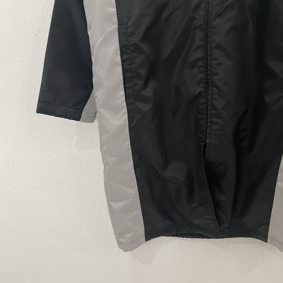 Adidas Vintage Adidas Big Logo Long Jacket Size US L / EU 52-54 / 3 - 9 Thumbnail