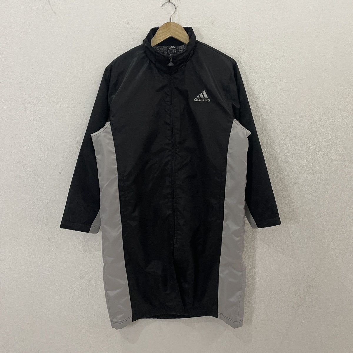 Adidas Vintage Adidas Big Logo Long Jacket Size US L / EU 52-54 / 3 - 7 Thumbnail