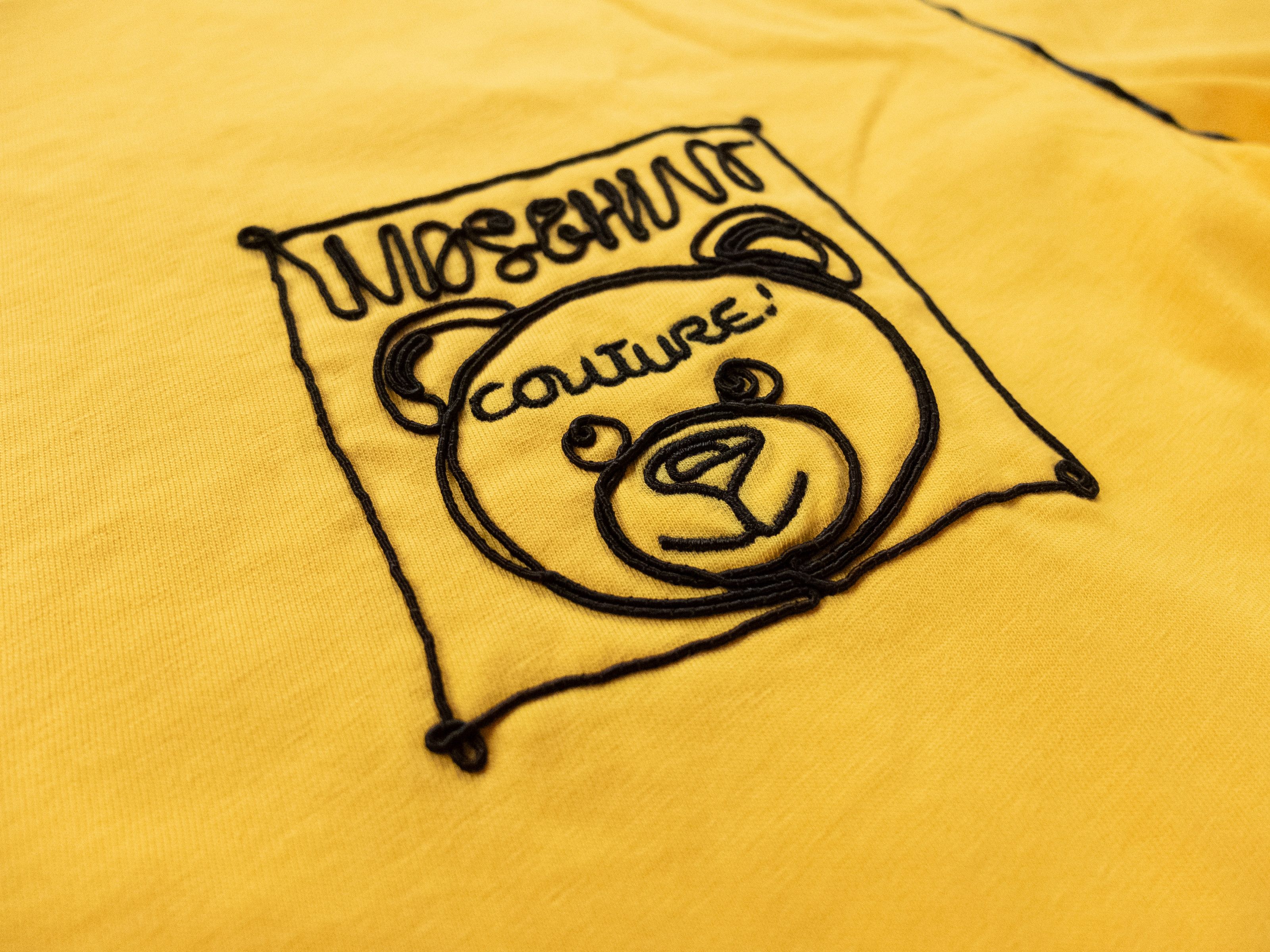 Moschino MOSCHINO Couture yellow chest bear t-shirt Large 10 US 44 IT Size M / US 6-8 / IT 42-44 - 6 Thumbnail