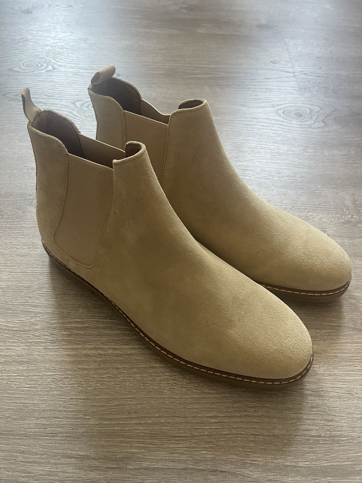 Steve Madden Highline Men’s Chelsea Boot “Sand Suede”