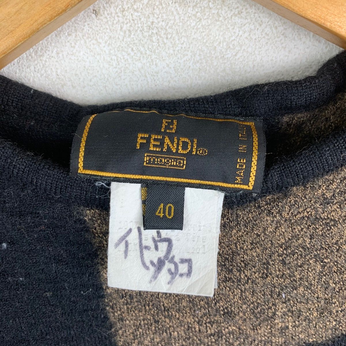 Fendi VINTAGE FENDI MAGLIA WOOL MADE IN ITALY KNITWEAR SWEATSHIRT Size US XXS / EU 40 - 3 Thumbnail