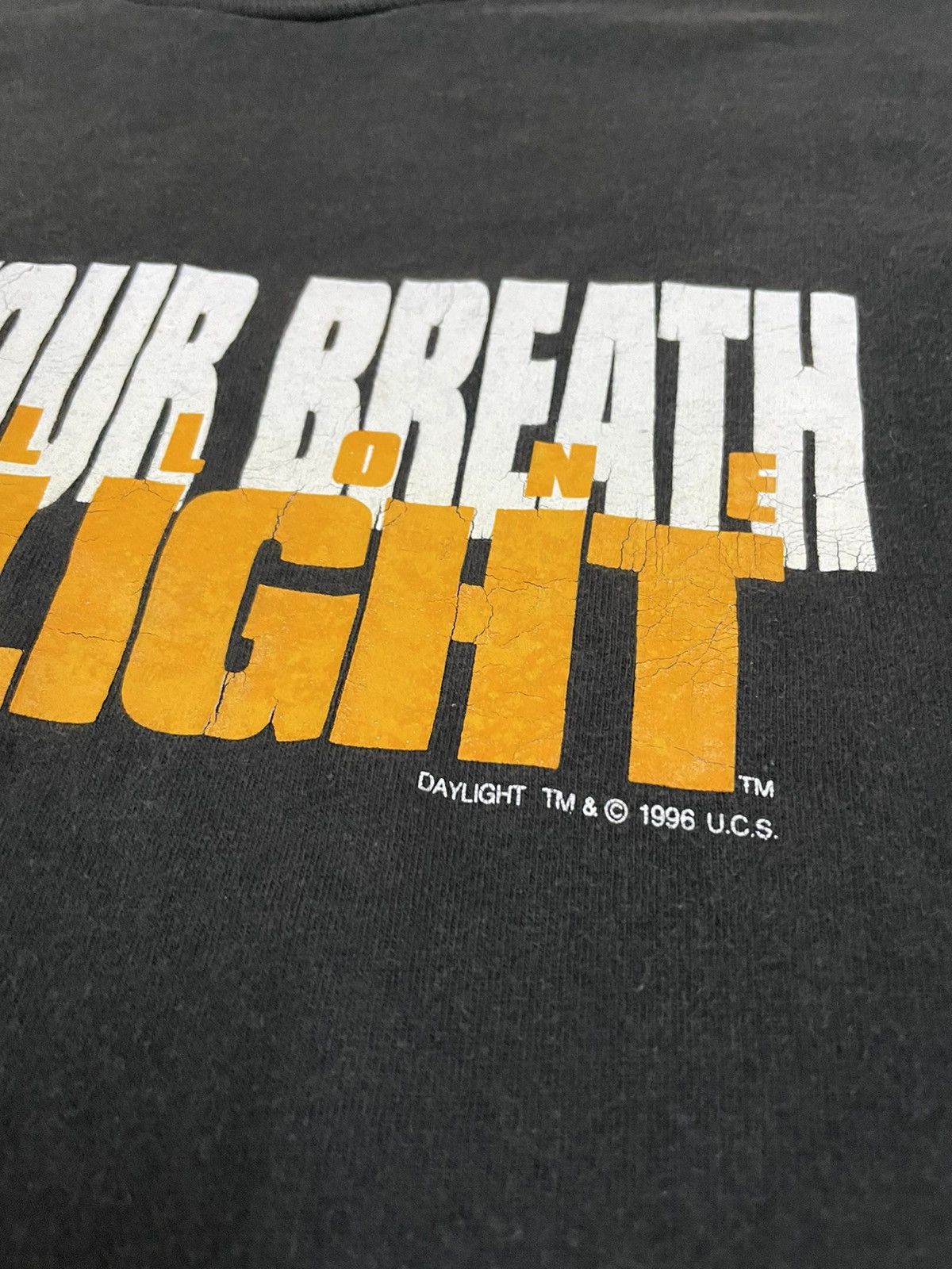 Band Tees Vintage Daylight movie Sylvester Stallone universal studios Size US M / EU 48-50 / 2 - 4 Thumbnail