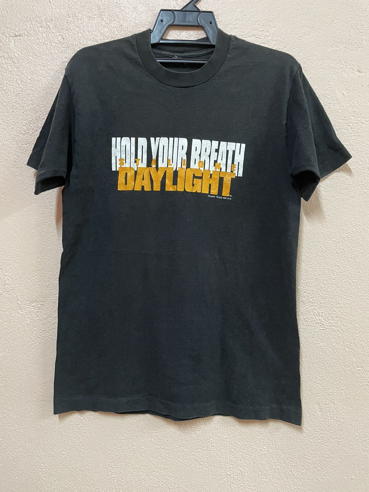 Band Tees Vintage Daylight movie Sylvester Stallone universal studios Size US M / EU 48-50 / 2 - 2 Thumbnail