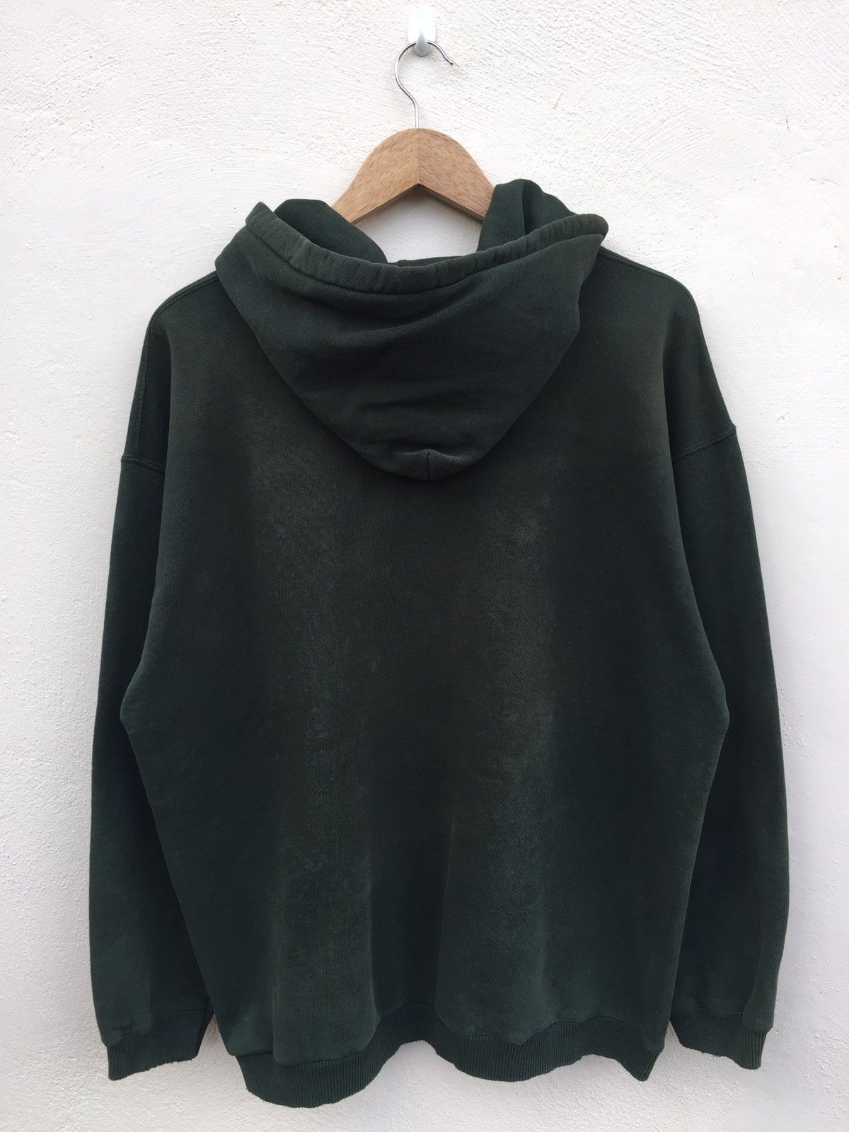 Nike Vintage Distress Nike Pullover Hoodie Embroidery Logo Size US XL / EU 56 / 4 - 2 Thumbnail