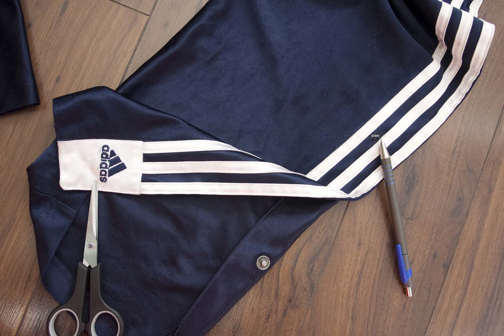 Adidas Adidas Track Pants Snap Button Shiny Size L / 35x27.5 Size US 35 - 2 Thumbnail