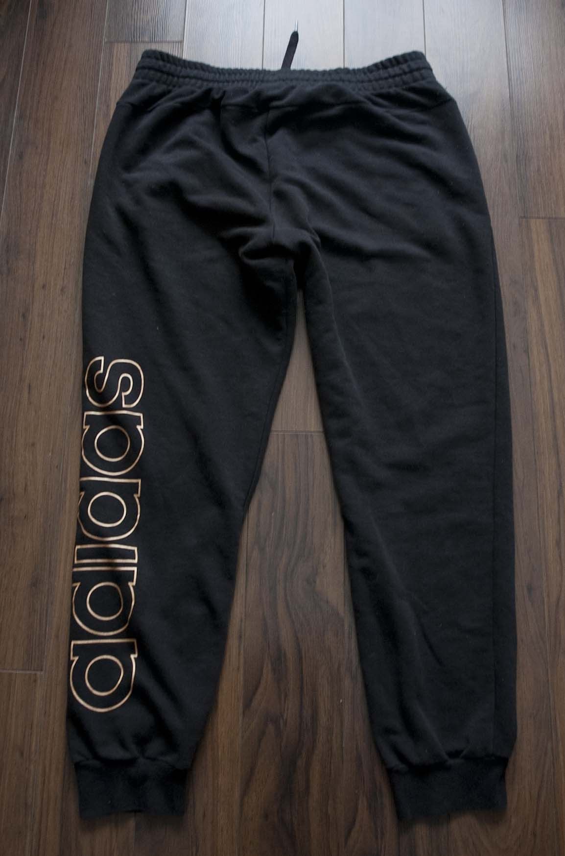 Adidas Adidas Jogger Sweatpants Spellout Black Size L /34x29 Size US 34 / EU 50 - 1 Thumbnail