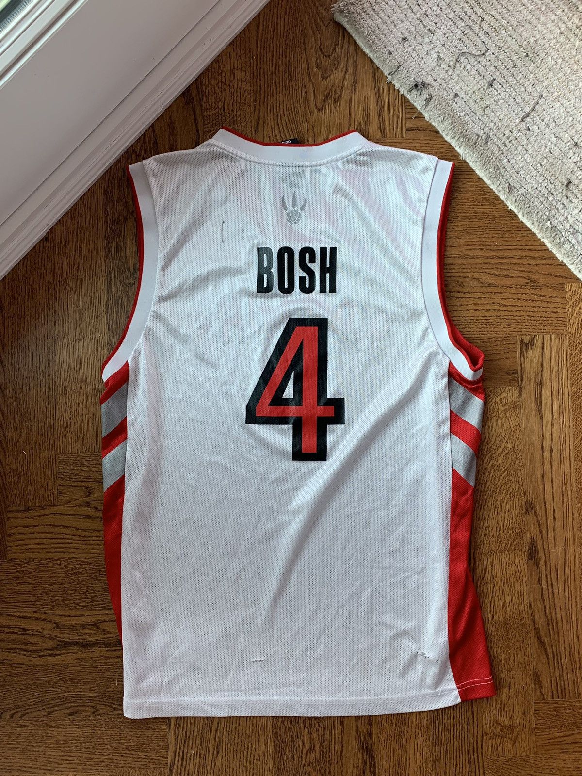 Toronto Raptors Jersey (Retro) - Chris Bosh # 4 by Adidas - Men's  Medium