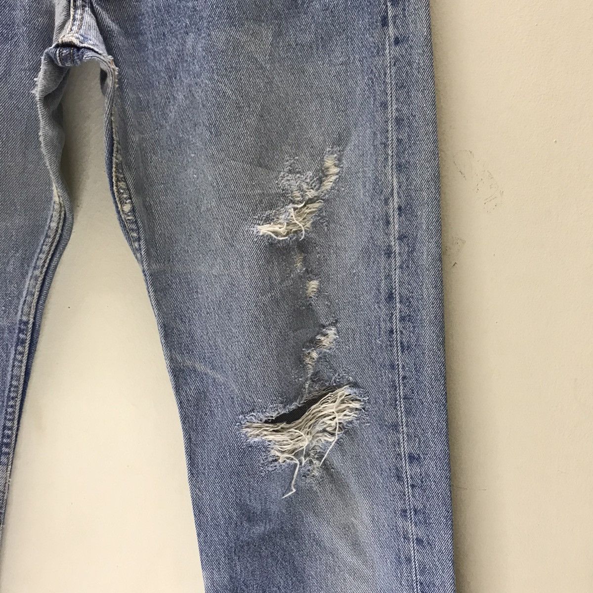 Levi's Vintage 80s Levis 501 Distressed Denim Jeans Size US 29 - 7 Thumbnail