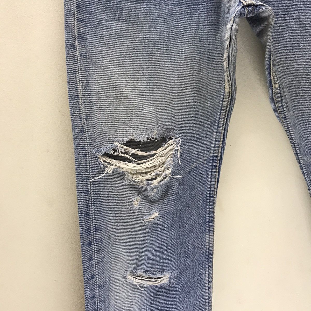 Levi's Vintage 80s Levis 501 Distressed Denim Jeans Size US 29 - 6 Thumbnail