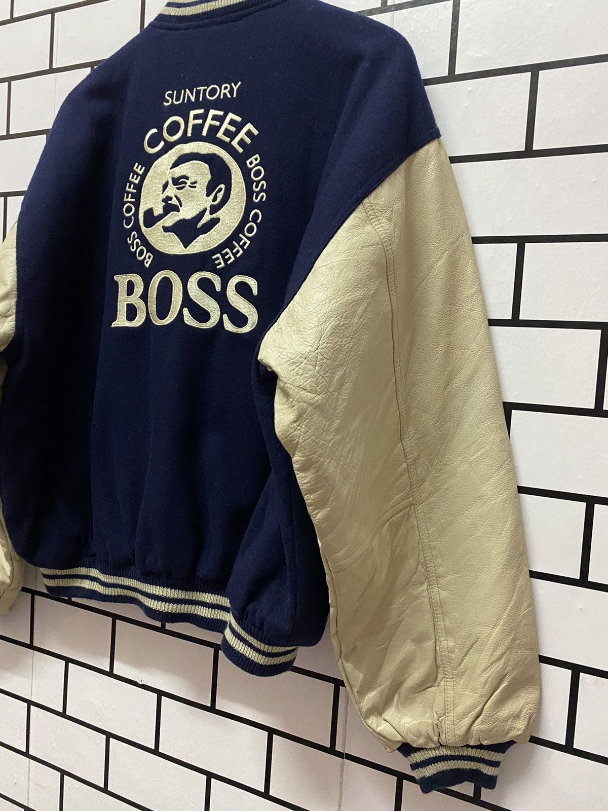 Japanese Brand Vintage Suntory Coffee Bos Japan Leather Wool Varisty Jacket Size US L / EU 52-54 / 3 - 8 Thumbnail