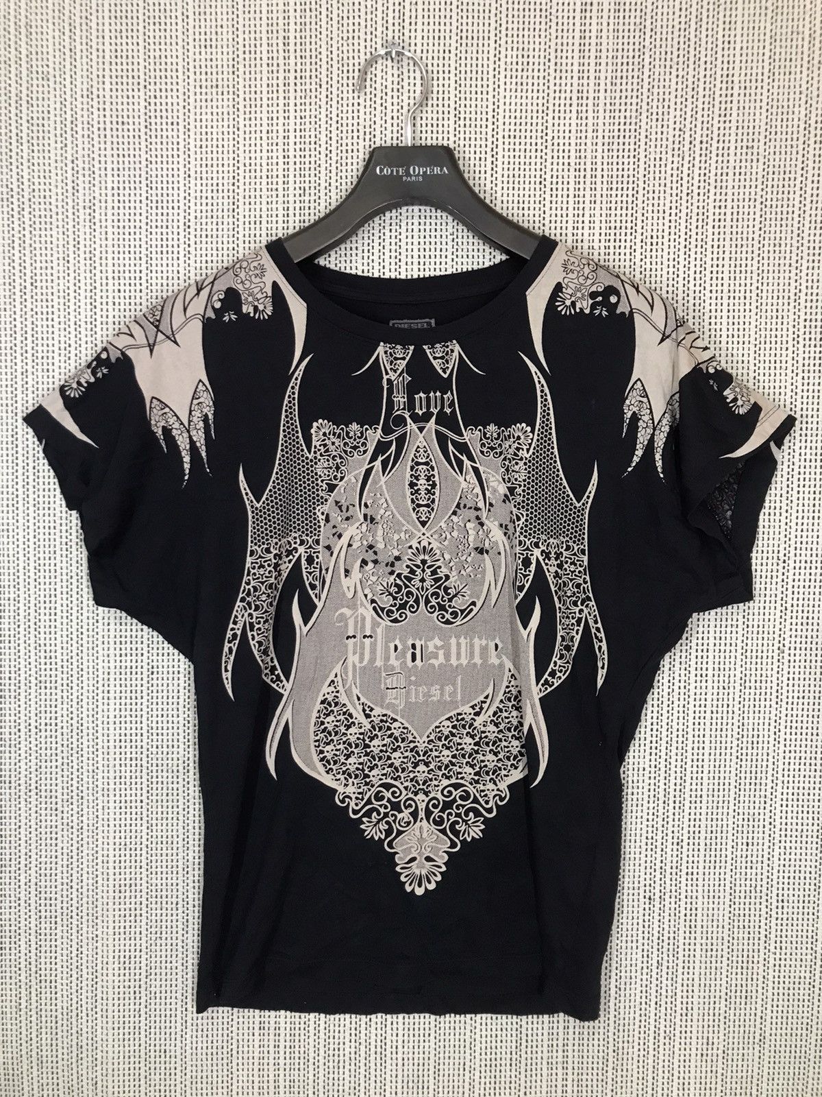 Diesel ‼️DIESEL TSHIRT SKULLS DESIGN‼️ Size S / US 4 / IT 40 - 1 Thumbnail