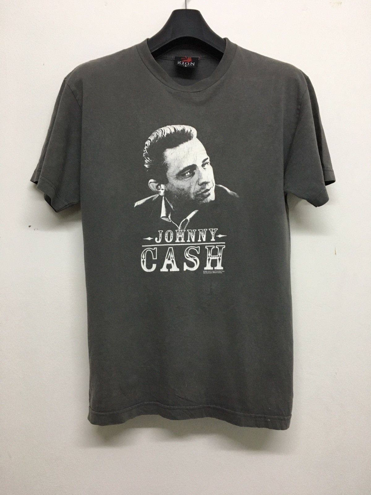 Band Tees vintage johnny cash 2004 Size US M / EU 48-50 / 2 - 1 Thumbnail
