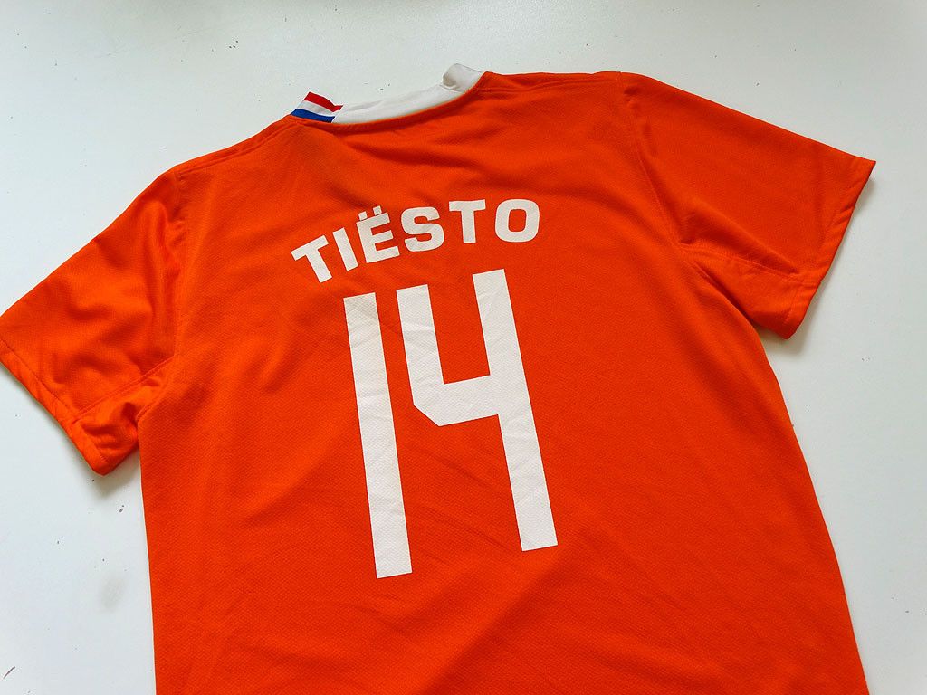 Other Tiësto Jersey Size US M / EU 48-50 / 2 - 7 Thumbnail