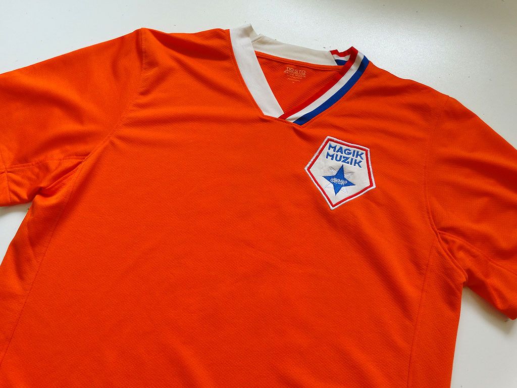 Other Tiësto Jersey Size US M / EU 48-50 / 2 - 5 Thumbnail