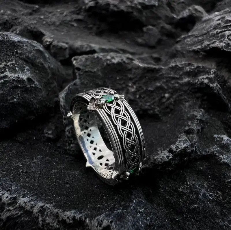 Japanese Brand × Jewelry × Vintage Zircon Inlaid Witch Knot Ring Size ONE SIZE - 2 Thumbnail