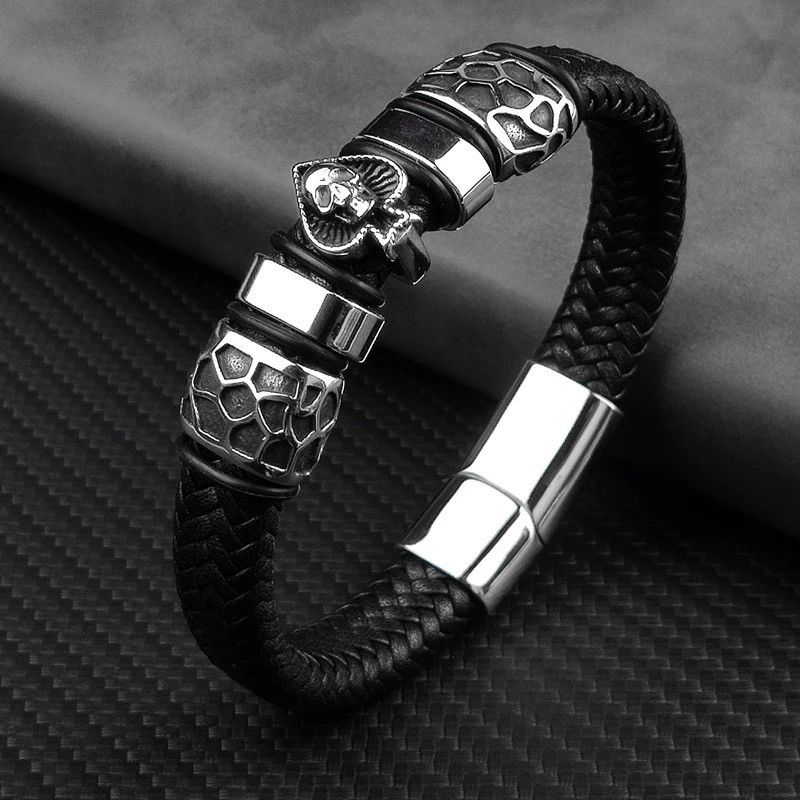 Jewelry Stainless Steel Charm Spades Skull Bracelet Size ONE SIZE - 3 Thumbnail