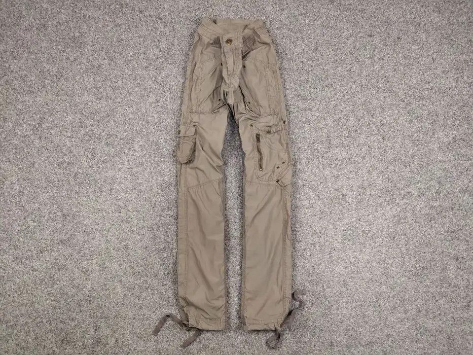 Japanese Brand Vintage Japanese Baggy Multi Pocket Cargo pants Womens Y2K Size 34" / US 12 / IT 48 - 1 Thumbnail
