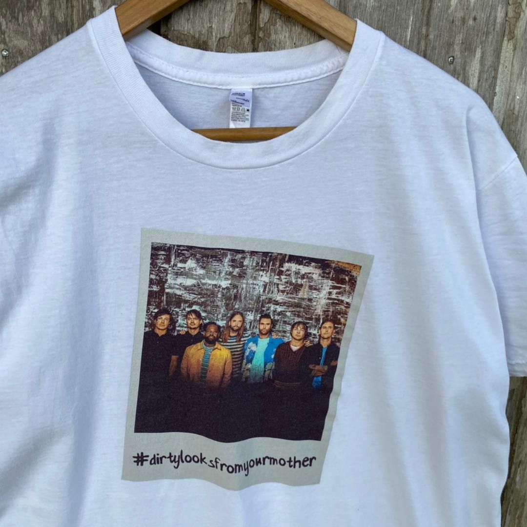 Band Tees Maroon 5 Tour 2018 Band Tshirt Size US L / EU 52-54 / 3 - 2 Thumbnail