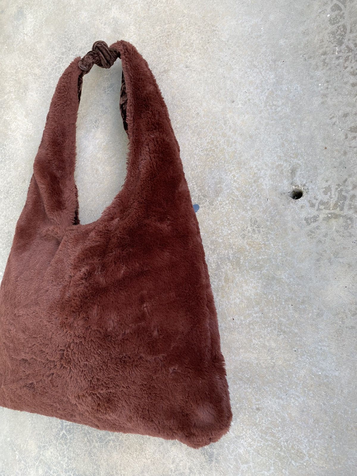 BEAUTY&YOUTH Vintage Beauty & Youth Fleece Hobo Bag Size ONE SIZE - 5 Thumbnail