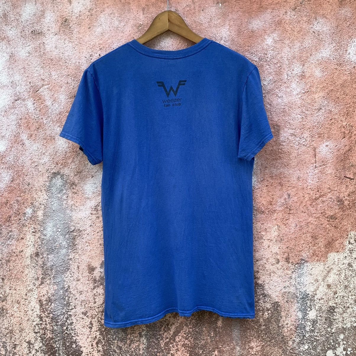 Band Tees Thrashed Faded Weezer Band Fan Club Tshirt Size US M / EU 48-50 / 2 - 3 Thumbnail