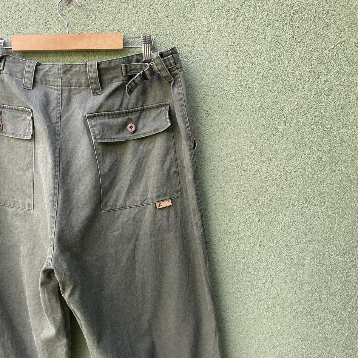 Japanese Brand Vintage DC Faded Nice Design Like Cargo Pants Size US 34 / EU 50 - 9 Thumbnail