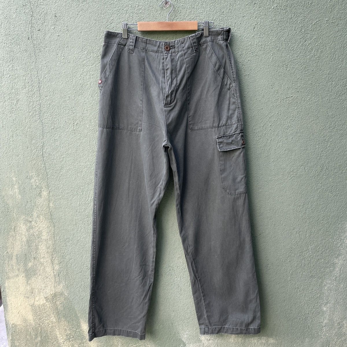 Japanese Brand Vintage DC Faded Nice Design Like Cargo Pants Size US 34 / EU 50 - 1 Thumbnail
