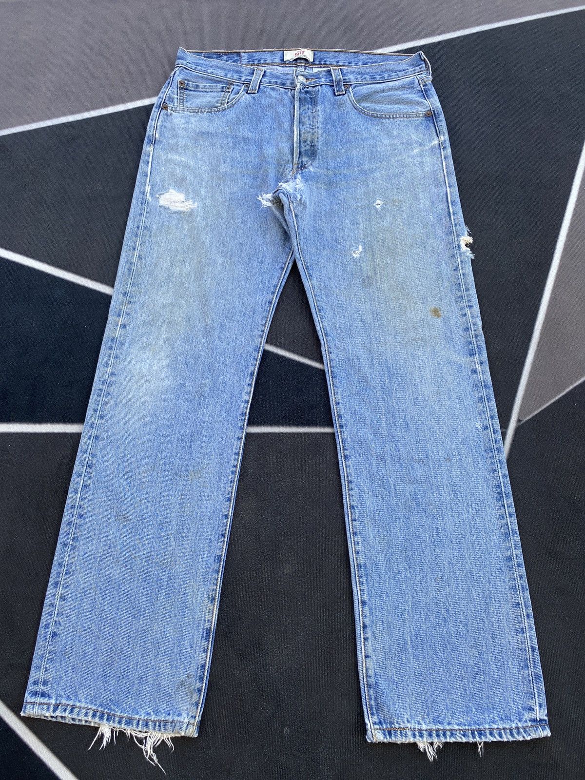Jean × Levi's × Vintage VINTAGE DISTRESSED LEVIS 501 JEANS-J378 Size US 34 / EU 50 - 2 Thumbnail