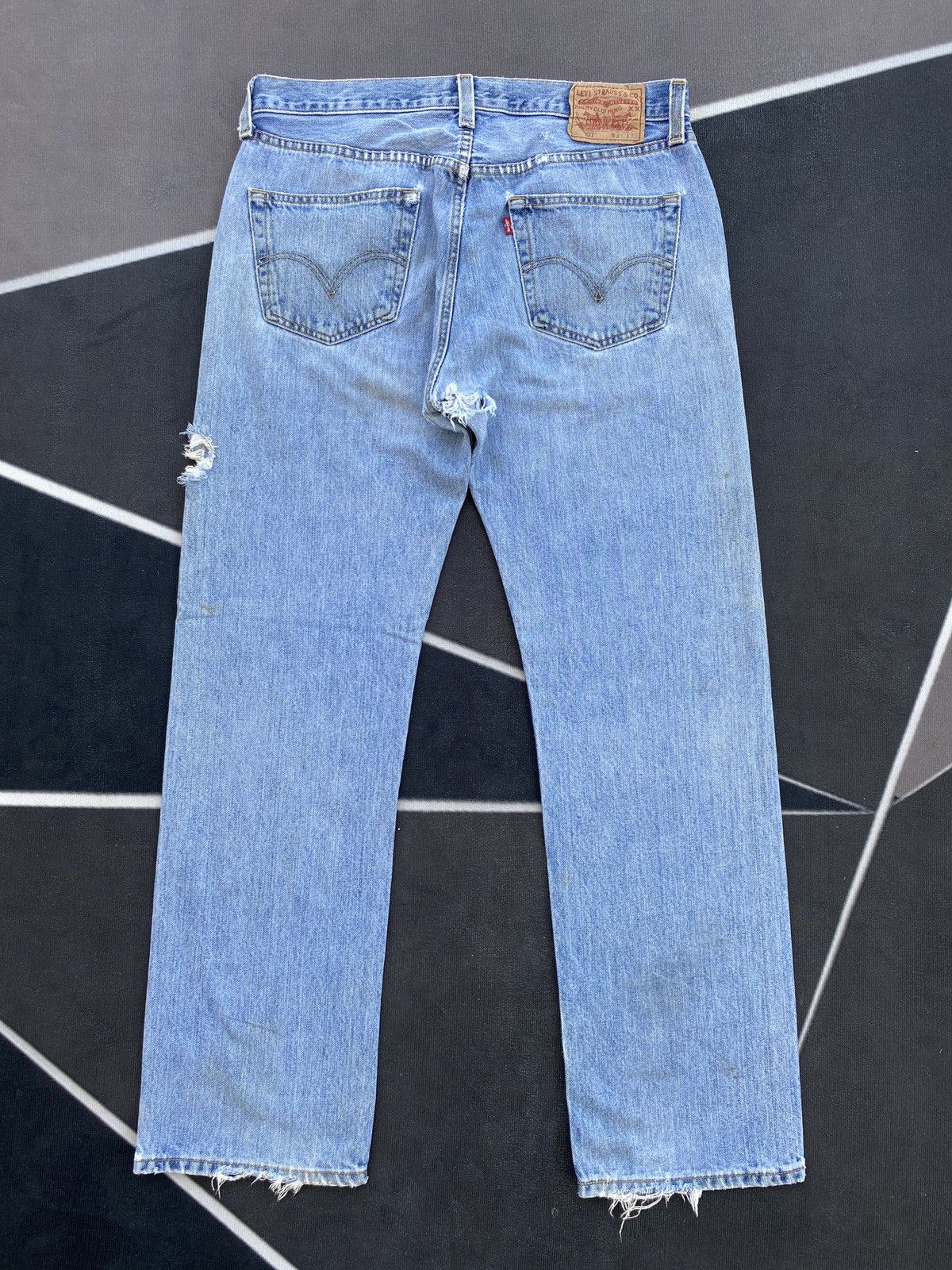 Jean × Levi's × Vintage VINTAGE DISTRESSED LEVIS 501 JEANS-J378 Size US 34 / EU 50 - 3 Thumbnail