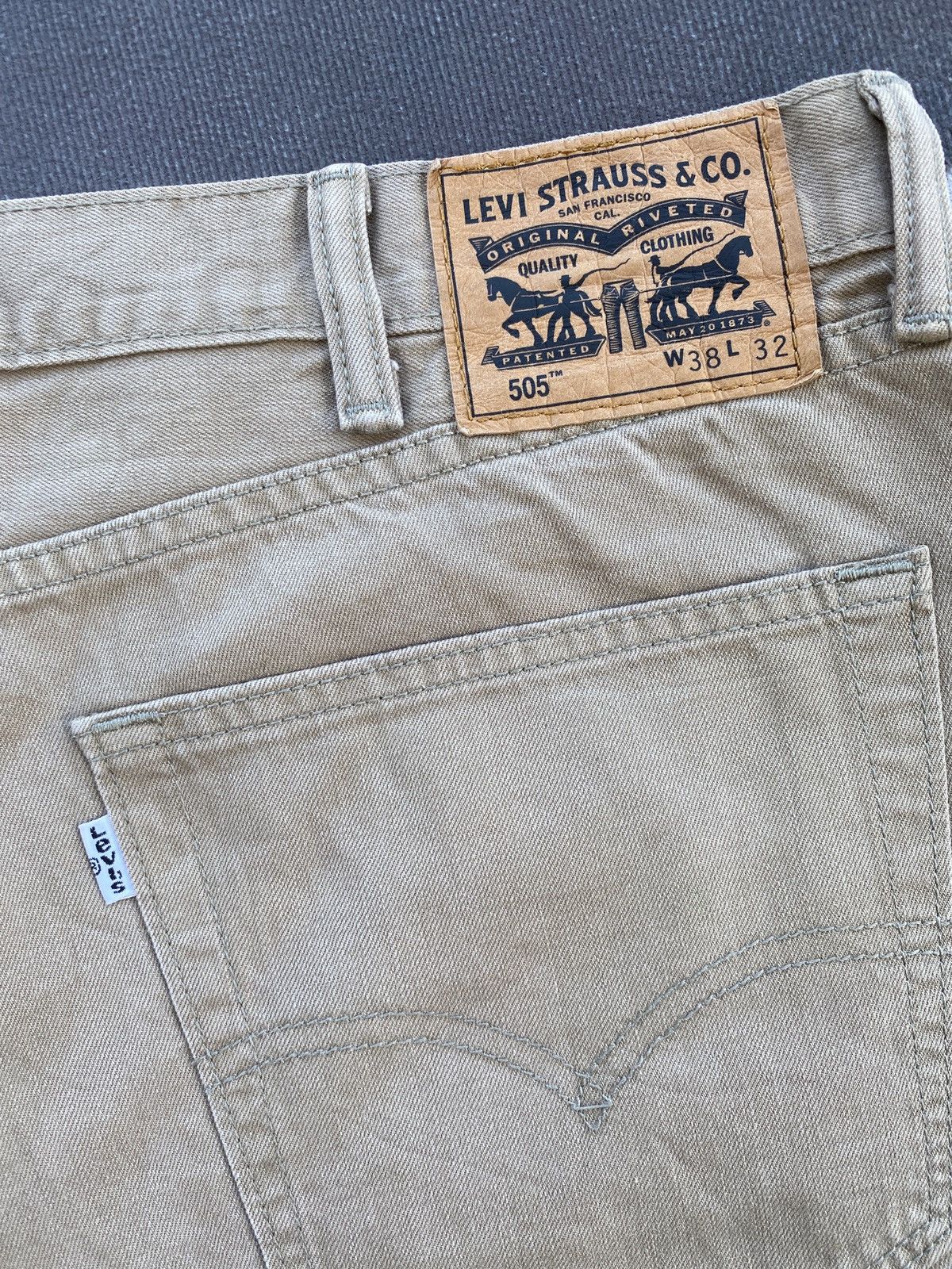 Jean × Levi's × Vintage VINTAGE LEVIS 505 JEANS-J379 Size US 39 - 11 Thumbnail