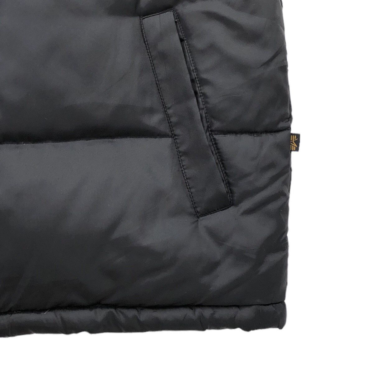 Alpha Industries Alpha Industries Inc. Down Bomber Jacket Size US L / EU 52-54 / 3 - 9 Thumbnail