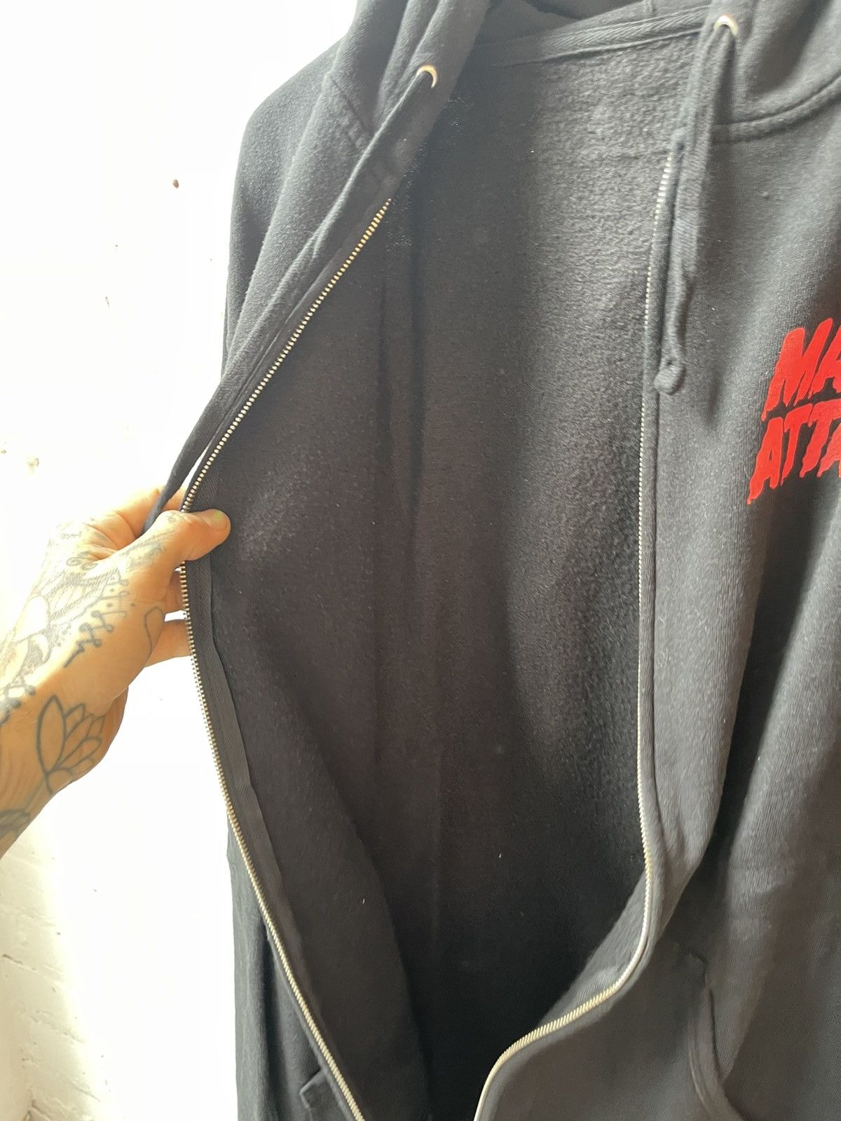 Vintage Vintage MARS ATTACKS Hoodie RARE SICK Size US XL / EU 56 / 4 - 7 Thumbnail