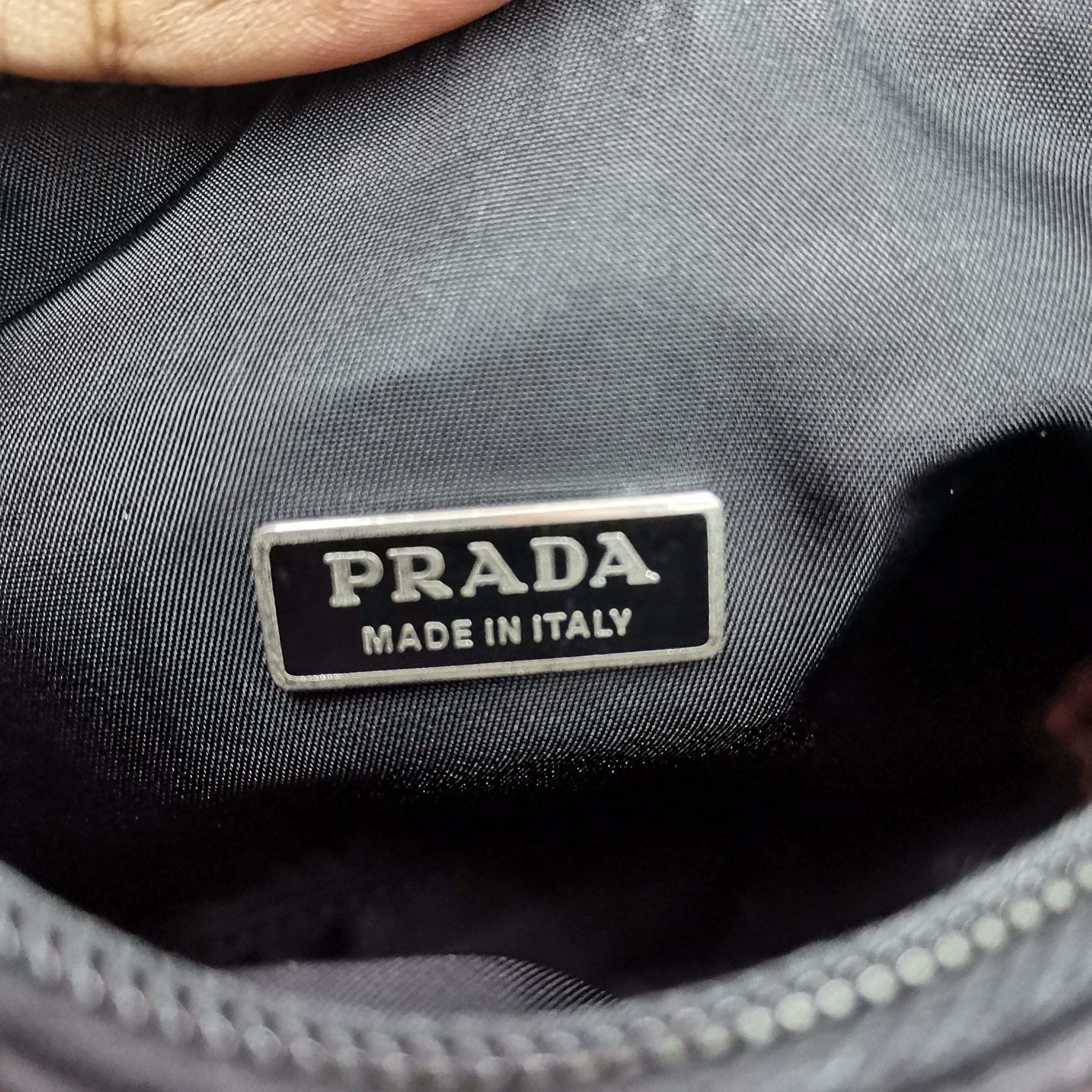 Prada × Vintage Hobo Shoulder Bag Size ONE SIZE - 10 Thumbnail