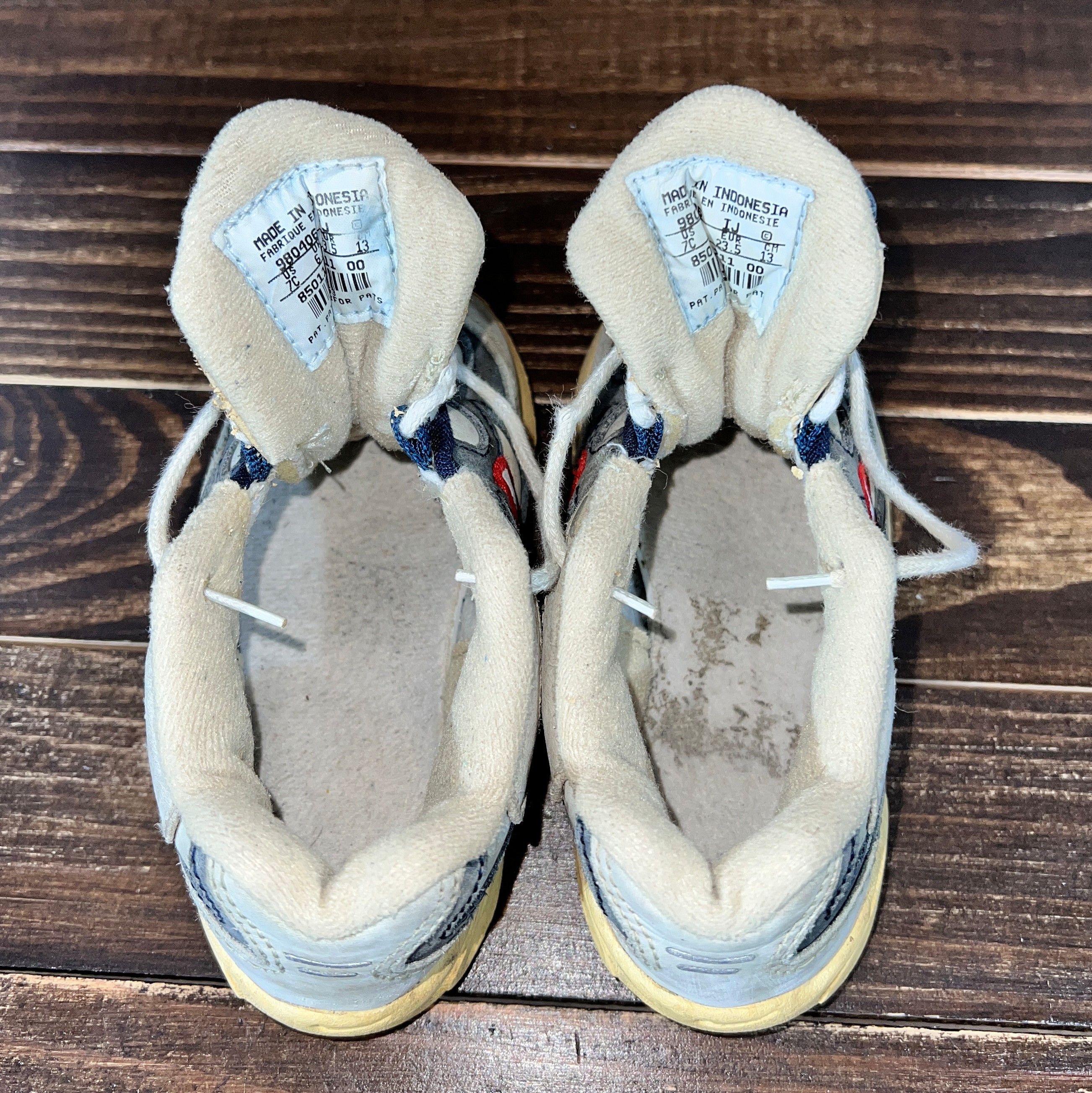 Nike × Vintage Vintage Nike 1998 Kids Leather Sneakers VeryRare Retro Shoes Size US 5 / EU 37 - 22 Thumbnail