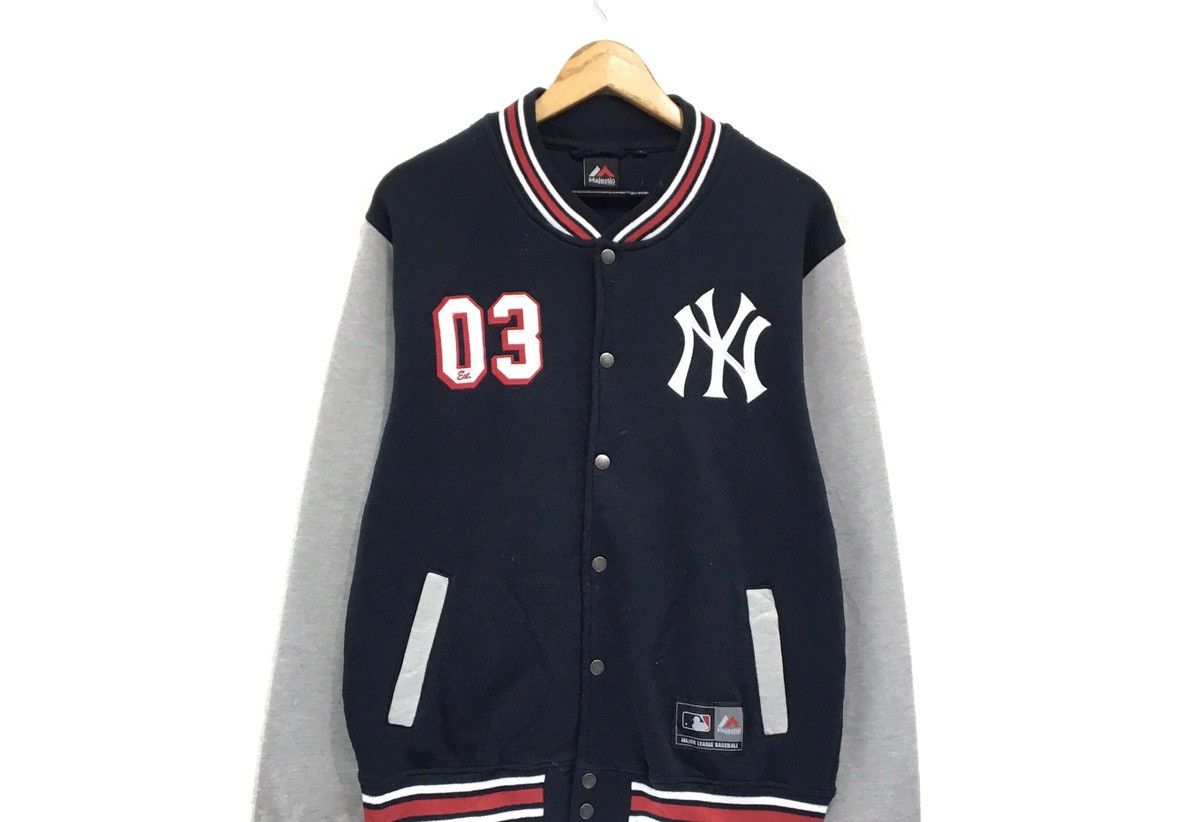 MLB × New York Yankees New York Yankees Varsity MLB Sweaters Size US L / EU 52-54 / 3 - 4 Thumbnail