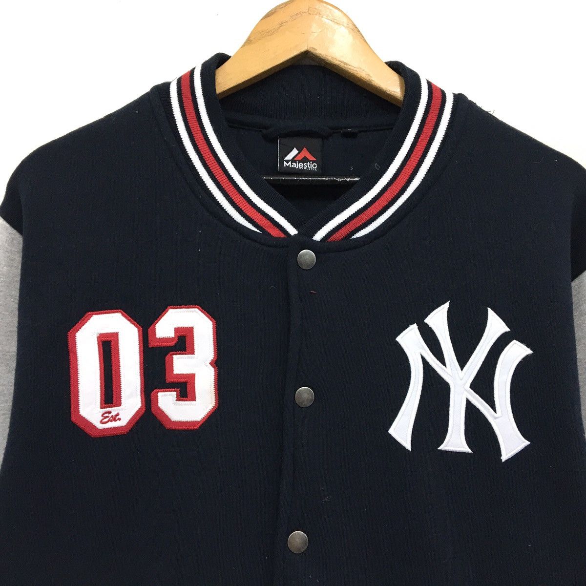 MLB × New York Yankees New York Yankees Varsity MLB Sweaters Size US L / EU 52-54 / 3 - 7 Thumbnail
