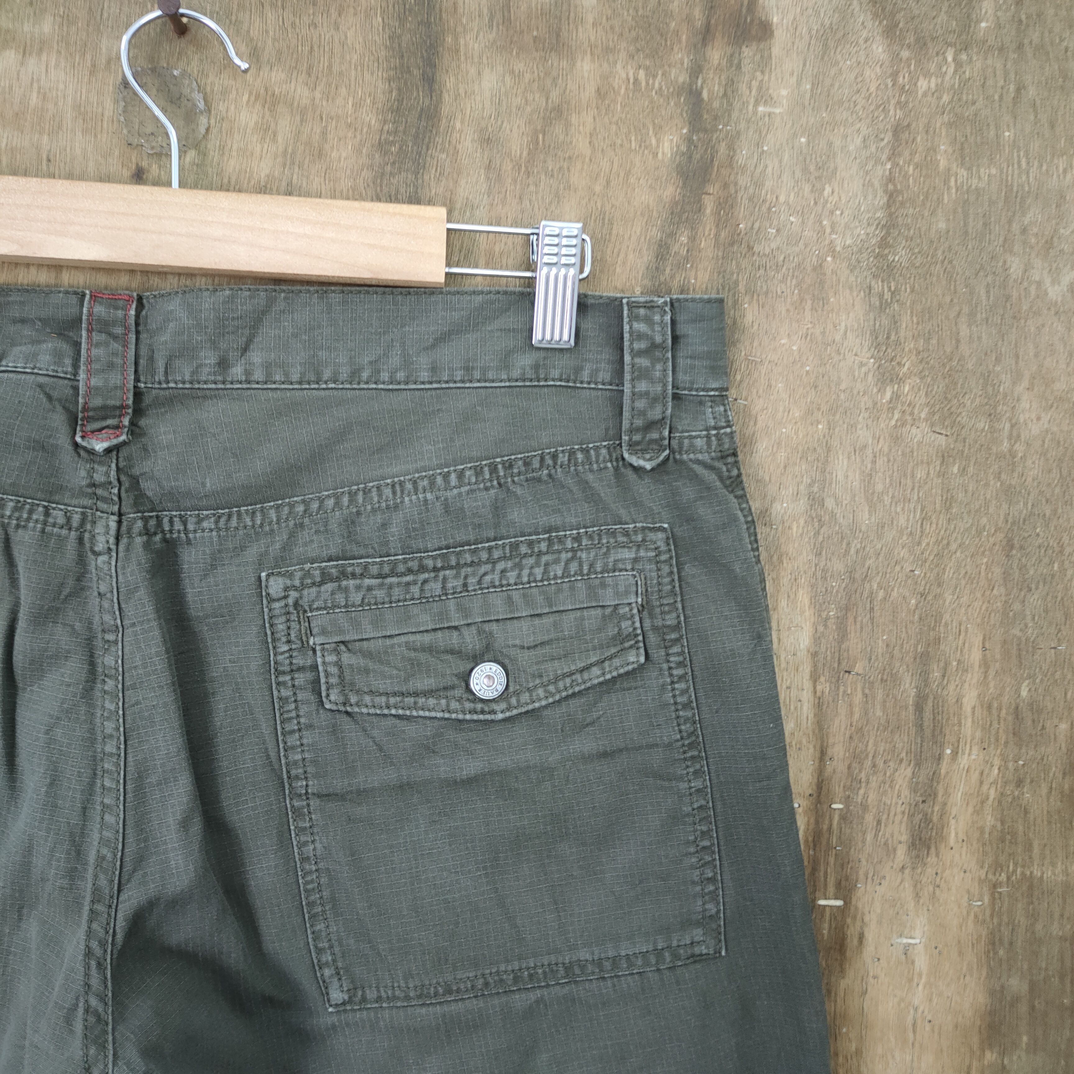 Eddie Bauer VINTAGE EDDIE BAUER RIPTOP CARGO PANTS /BUSH PANTS Size US 34 / EU 50 - 11 Thumbnail