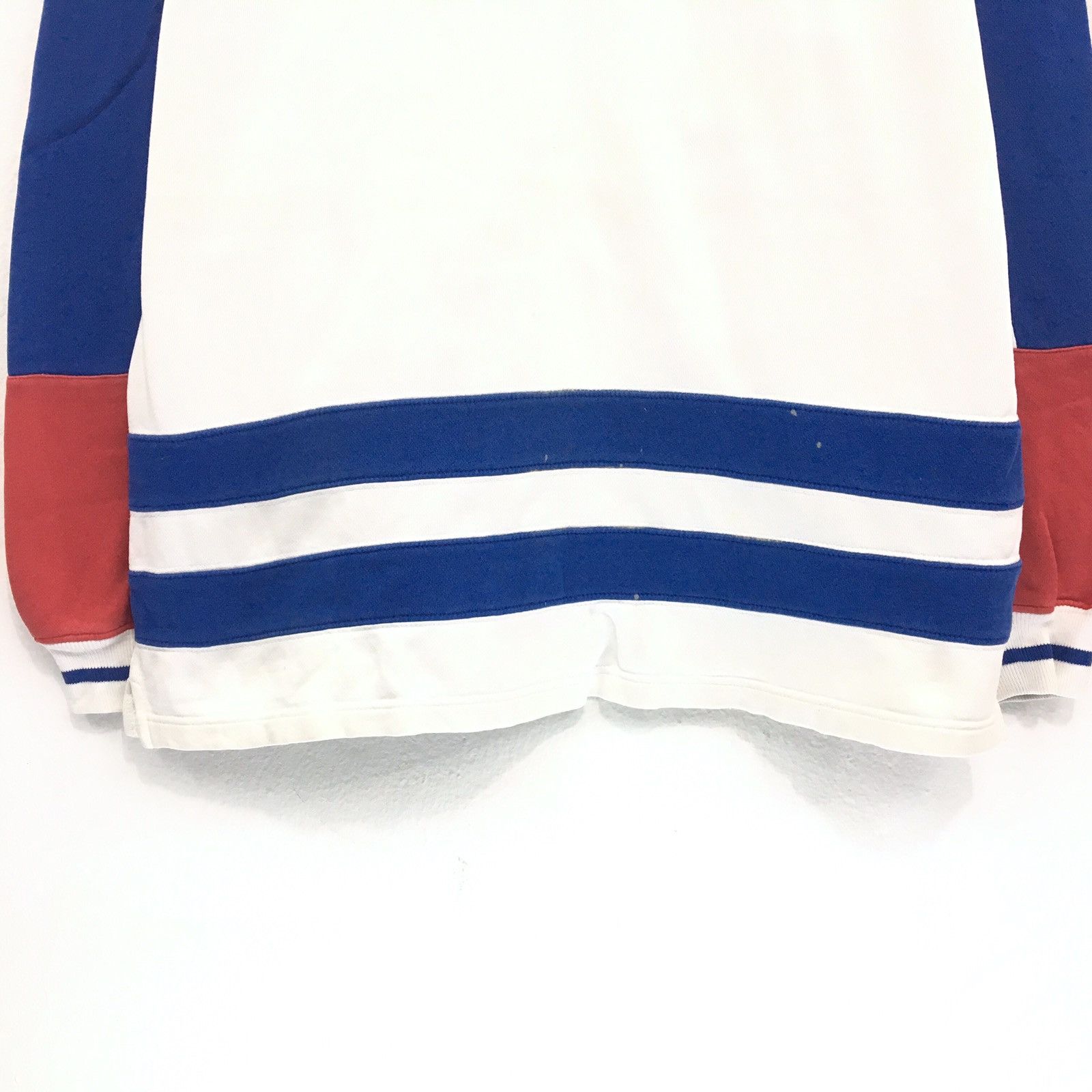 Reebok × Sports Specialties Vintage Reebok Multicolour V Neck Sweatshirt Size US L / EU 52-54 / 3 - 6 Thumbnail