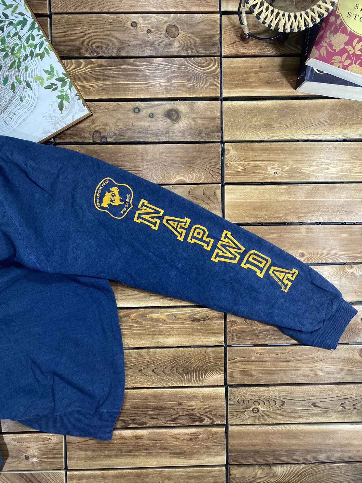 Hanes × Vintage Vintage Hanes North American Police 50/50 material size Xl Size US XL / EU 56 / 4 - 10 Thumbnail