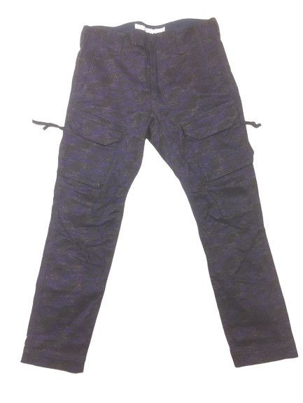 White Mountaineering White mountaineering digital camo cropped pants Size US 31 - 1 Thumbnail