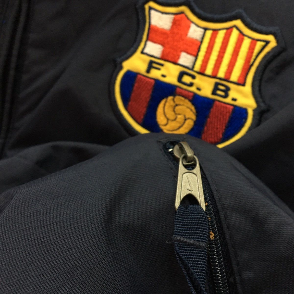 Nike × Sports Specialties Nike X Barcelona FC Zipped Up Jacket Size US XL / EU 56 / 4 - 11 Thumbnail