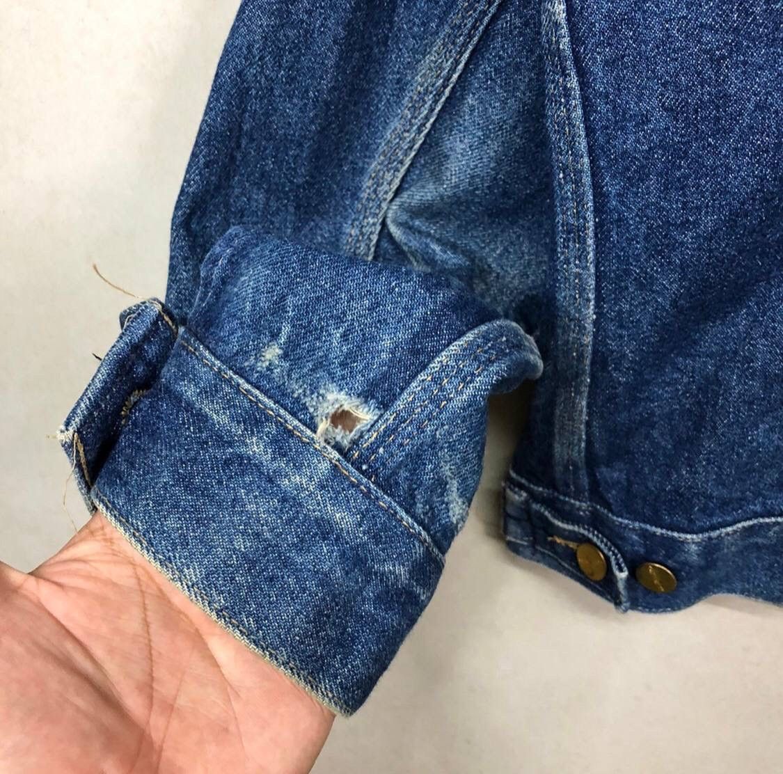 Carhartt RARE!! Vintage Carhatt Trucker Denim Jacket Hot Design Size US L / EU 52-54 / 3 - 9 Thumbnail