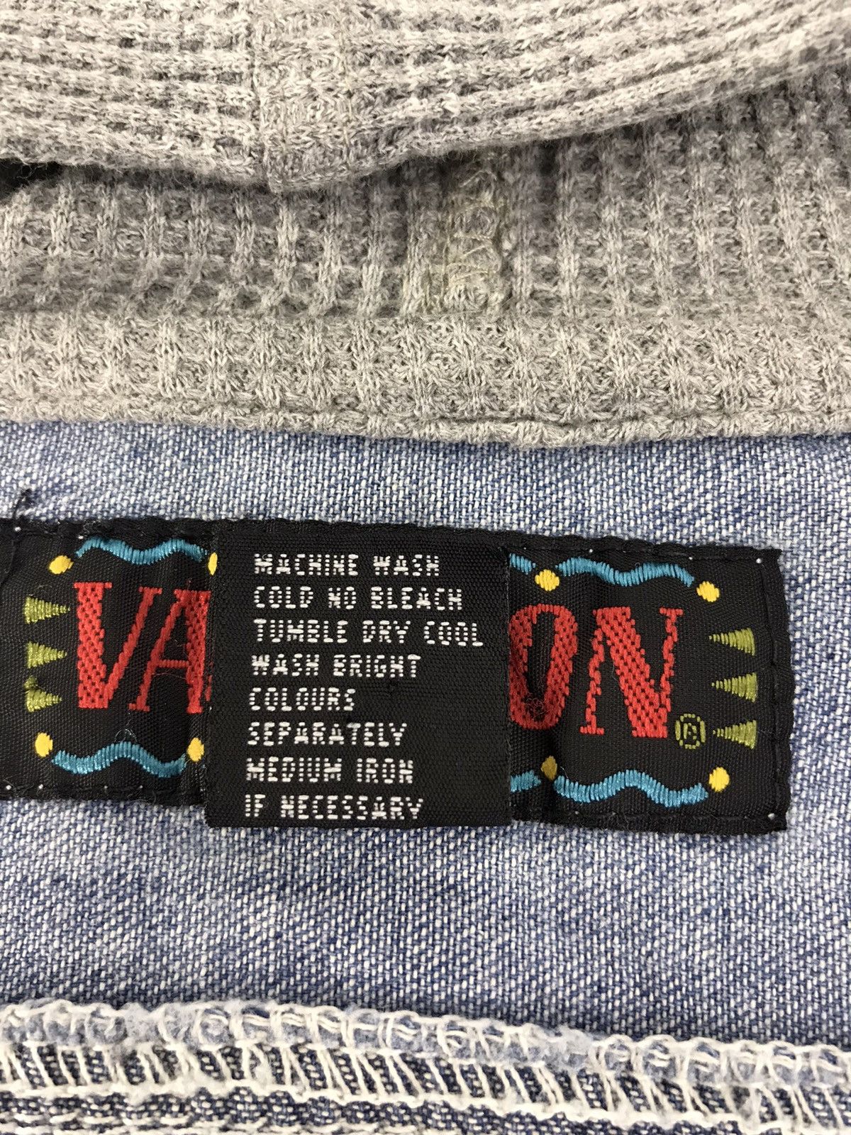 Vacation × Vintage Vacation Indigo Denim Button Up Hoodies Shirt Double Pocket Size US M / EU 48-50 / 2 - 7 Thumbnail