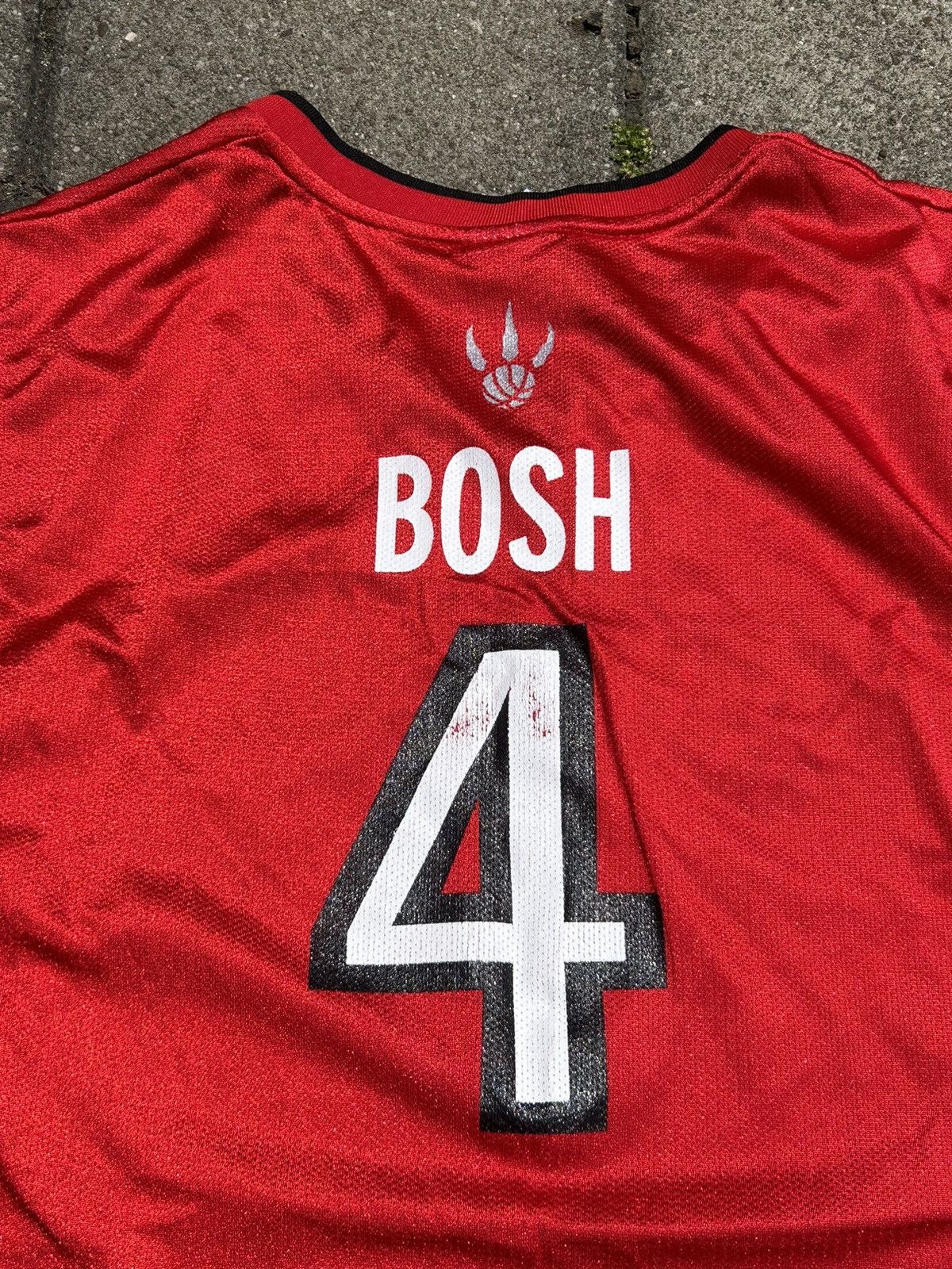 NBA Vintage Reebok Toronto Raptors Chris Bosh Jersey Size US XL / EU 56 / 4 - 7 Thumbnail