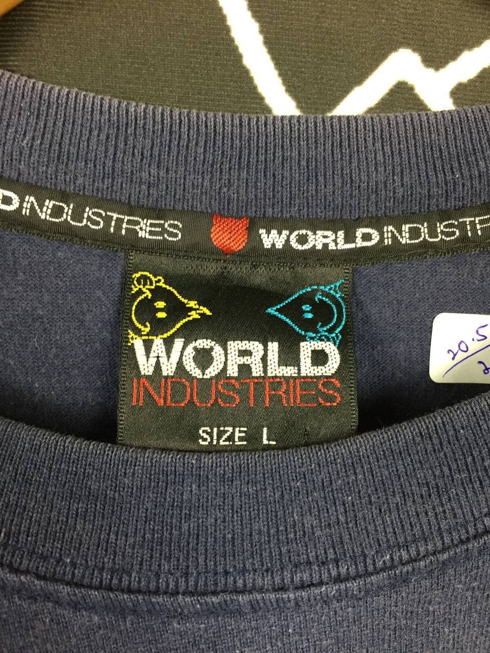 Vintage Vtg World Industries Skateboards Skate Tee Size US L / EU 52-54 / 3 - 7 Thumbnail