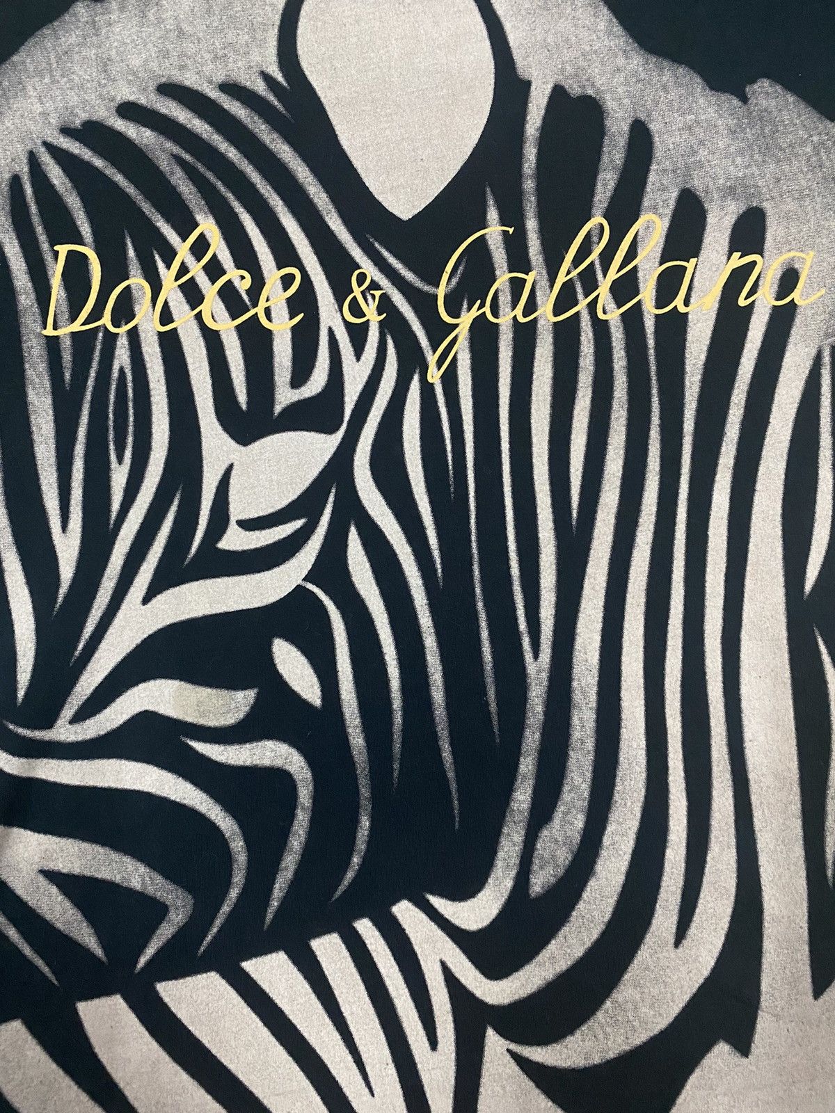 Dolce & Gabbana Dolce Gabbana T-Shirt zebra |Dolce Gabbana tee zebra design Size US L / EU 52-54 / 3 - 2 Thumbnail